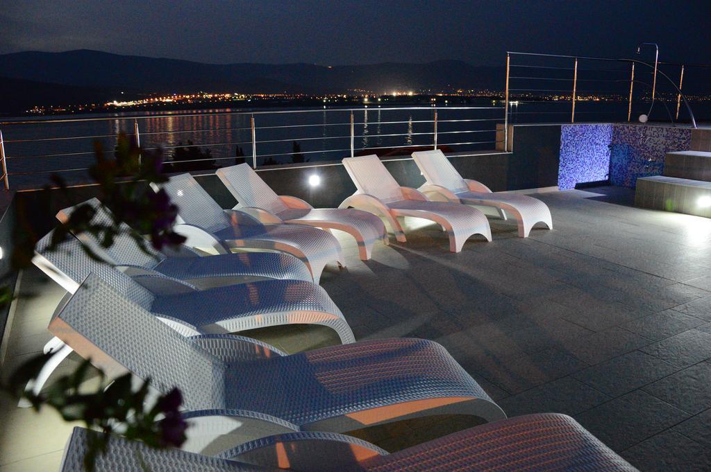 Apartments Exclusive Palace Τρογκίρ Εξωτερικό φωτογραφία