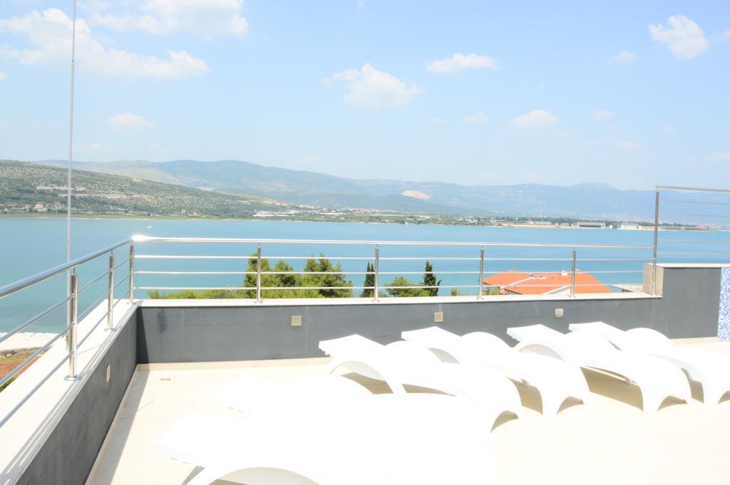 Apartments Exclusive Palace Τρογκίρ Εξωτερικό φωτογραφία